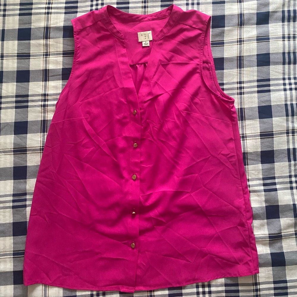 New a.n.d eawy blouse, super fresh and light